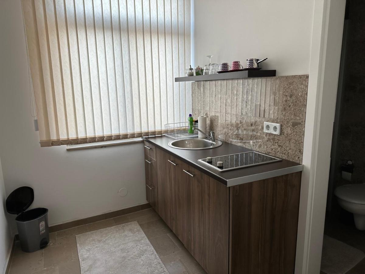 יאיצי Royal City Apartments מראה חיצוני תמונה