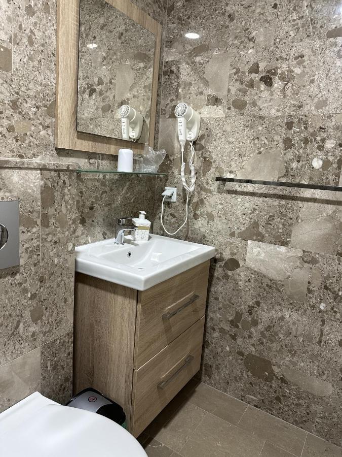 יאיצי Royal City Apartments מראה חיצוני תמונה