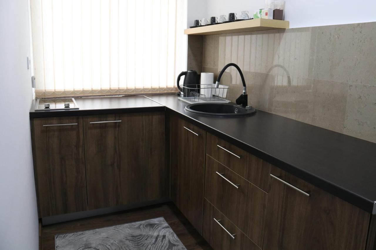 יאיצי Royal City Apartments מראה חיצוני תמונה